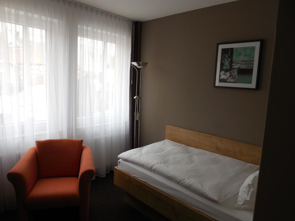 Gasthaus Alte Muenze Hotel Zwickau Room photo